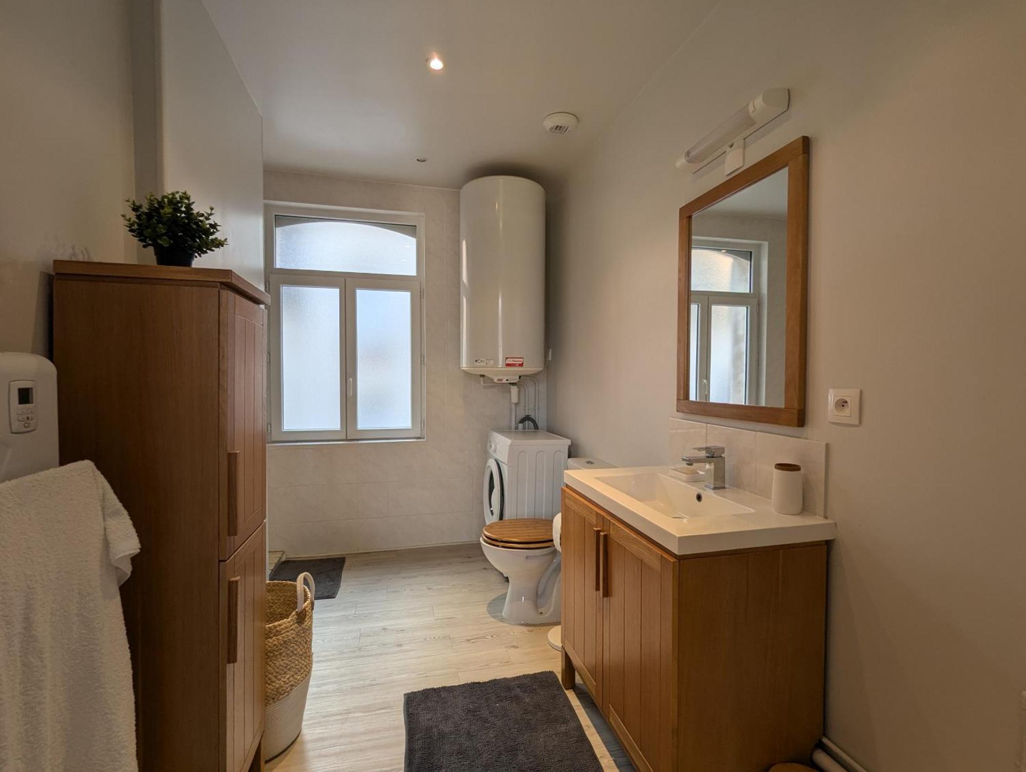 Les Betises, Duplex Hyper-Centre Apartment Cambrai Ngoại thất bức ảnh