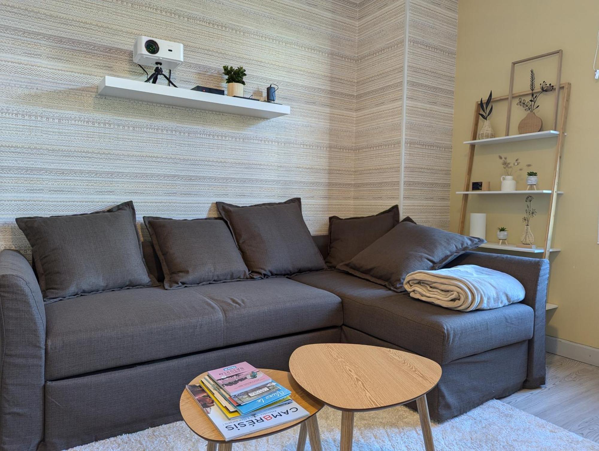 Les Betises, Duplex Hyper-Centre Apartment Cambrai Ngoại thất bức ảnh