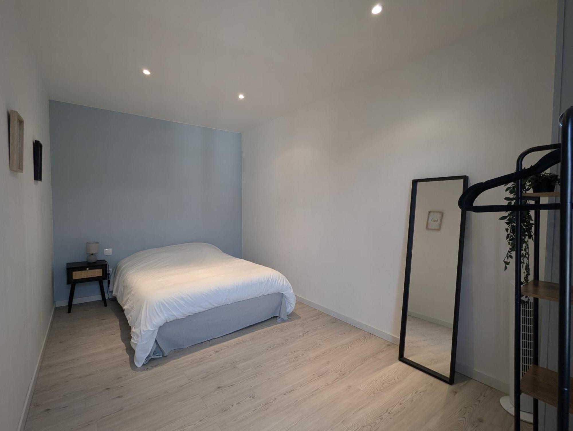 Les Betises, Duplex Hyper-Centre Apartment Cambrai Ngoại thất bức ảnh
